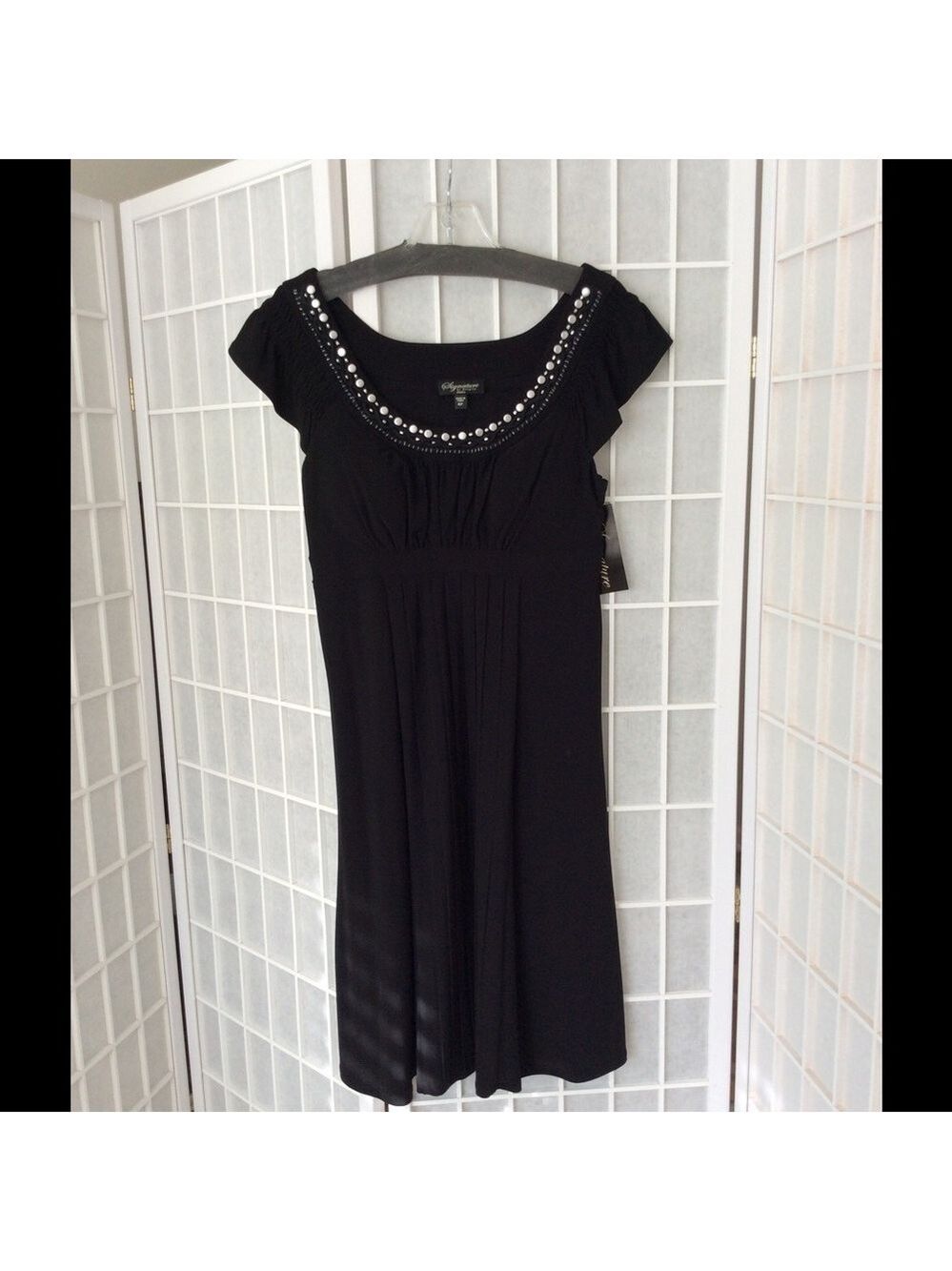 SIGNATURE by Sangria little black dress - Picture 1 of 6